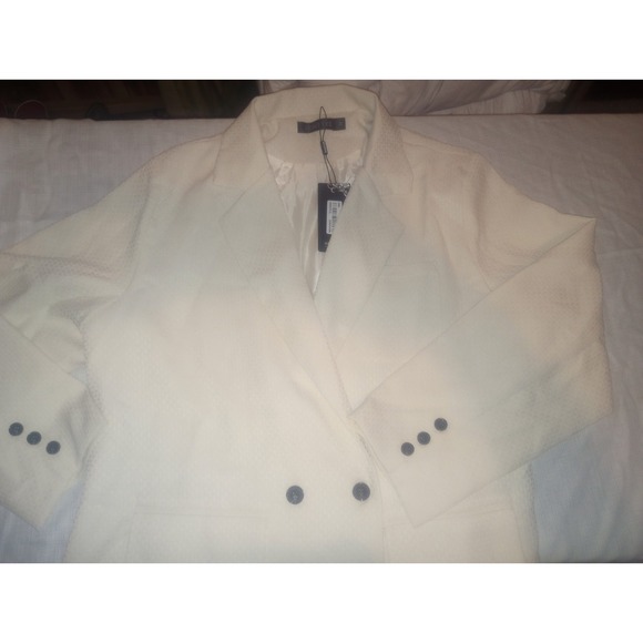 Homeyee Jackets & Blazers - Homeyee Fashion Women's‎ White Blazer  2Xl NWT Double Breasted 3 Button Sleeve